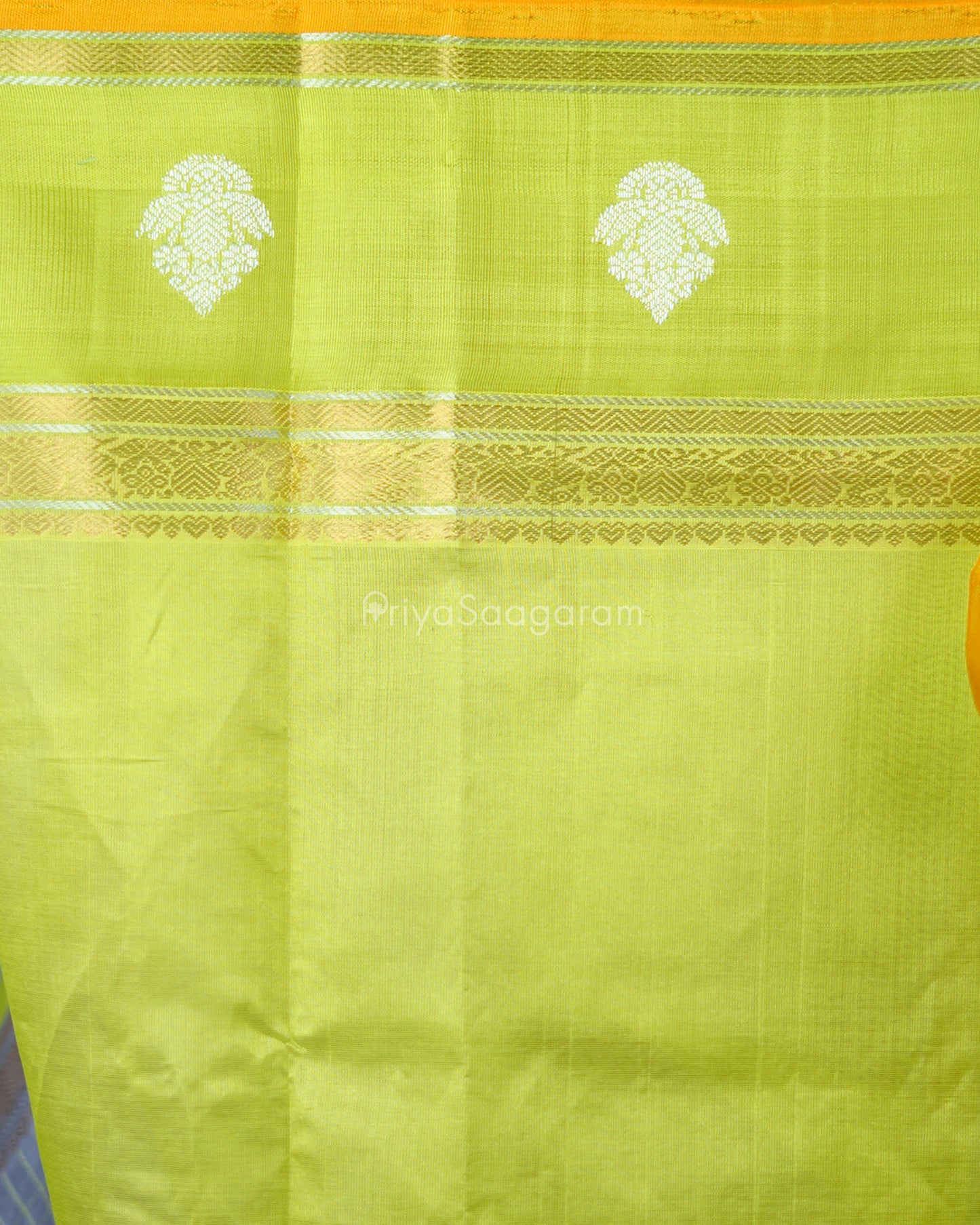 Grey Checked Gadwal Silk Cotton - PD1424