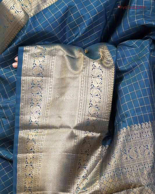 Teal Green Kattam Kanchipuram - M9577