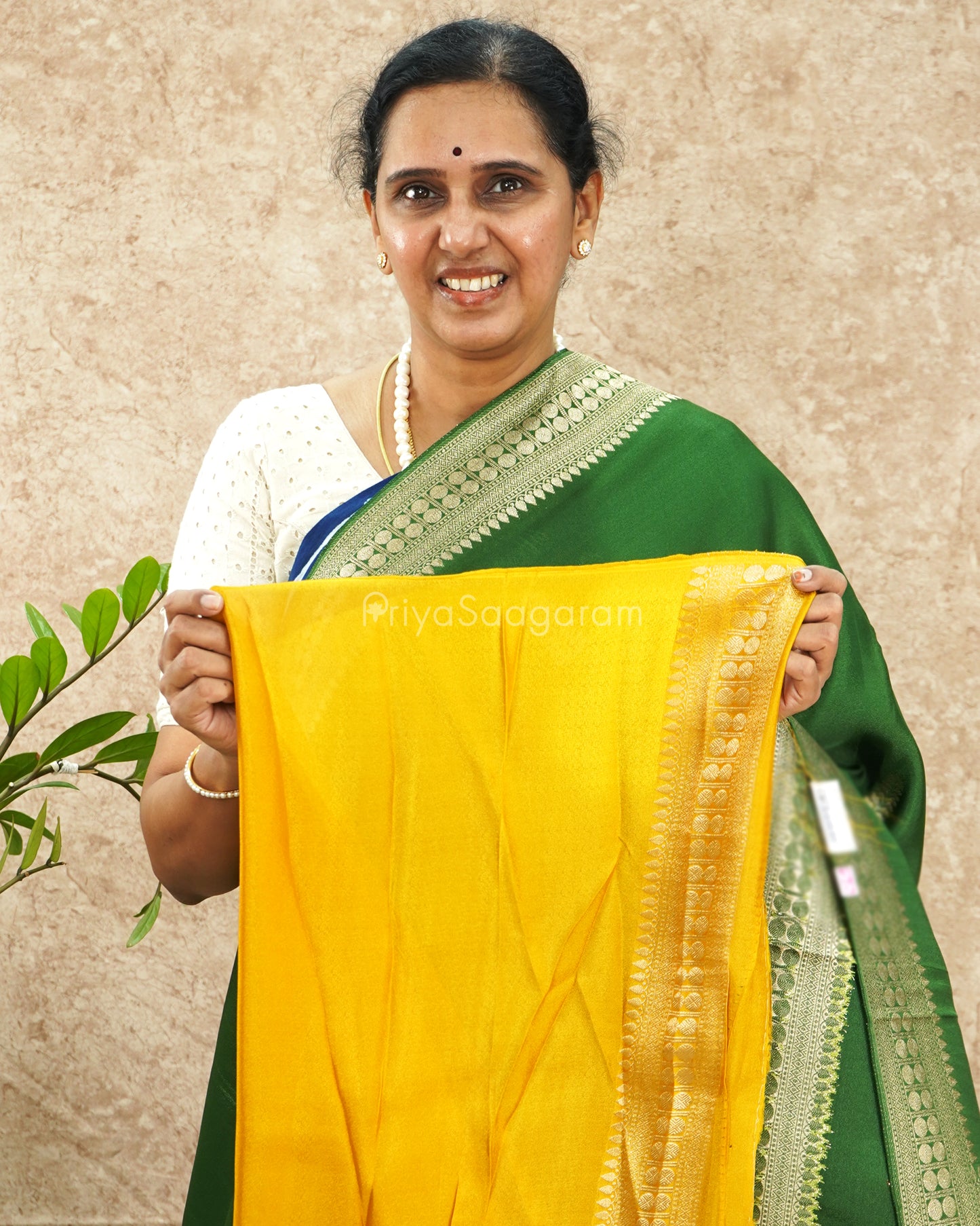 Forest Green Dola Banaras - PD5340