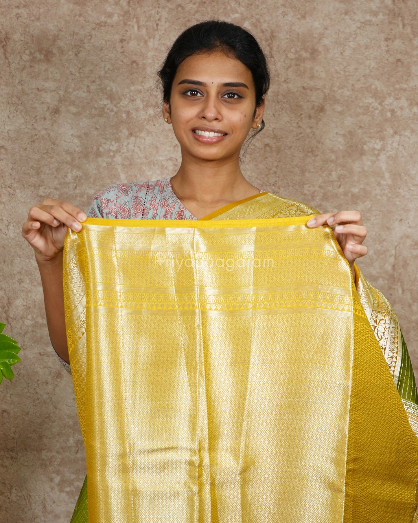 Green Yellow Checked Chiniya Silk - PD4524