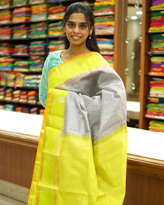 Grey Checked Gadwal Silk Cotton - PD1424