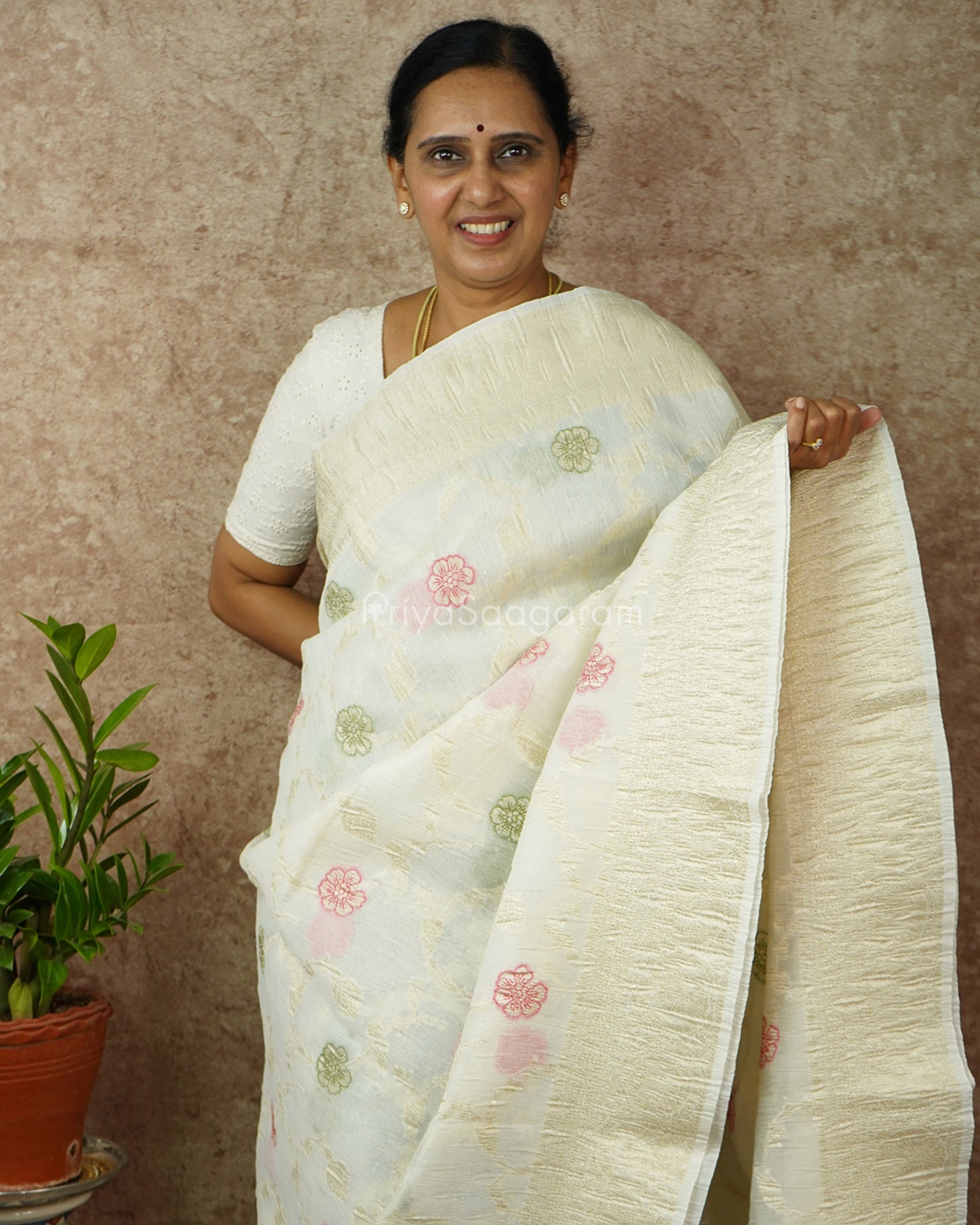 White Floral Crush Tissue Silk - PD1438