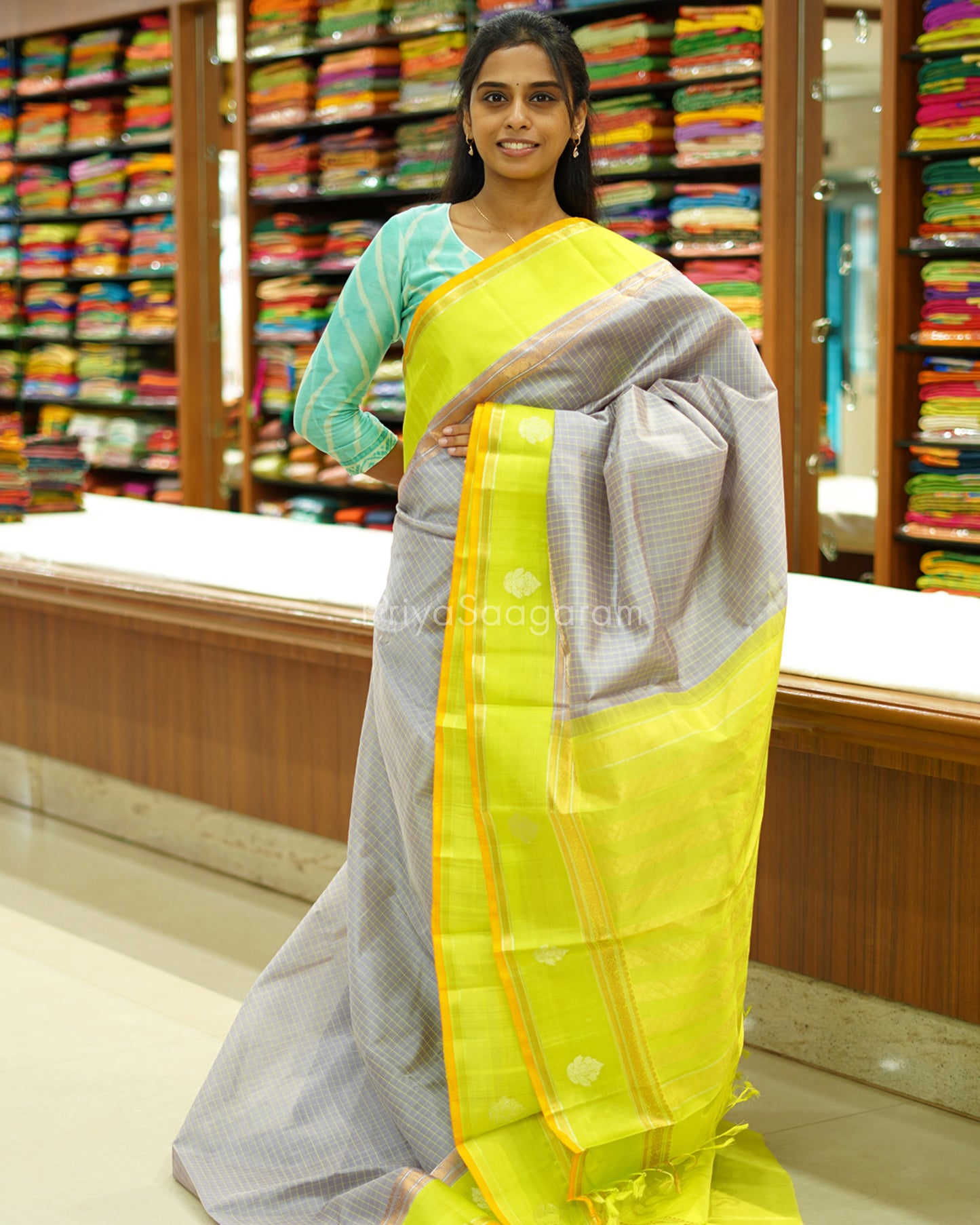 Grey Checked Gadwal Silk Cotton - PD1424