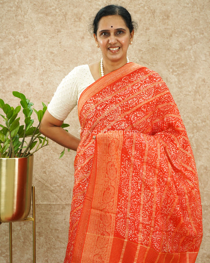 Red Zari Batik Dola Banaras - PD4928
