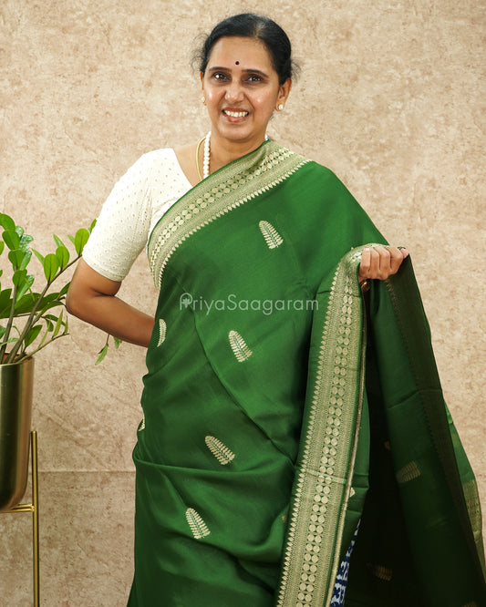 Forest Green Dola Banaras - PD5340