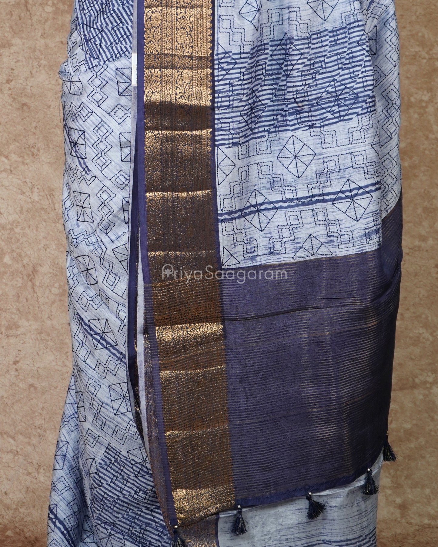 Blue Embroidery Dola Tussar - PD3147