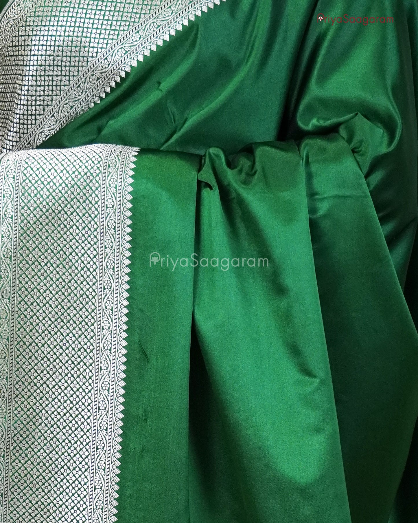 Shining Green Satin Katan - PC3633