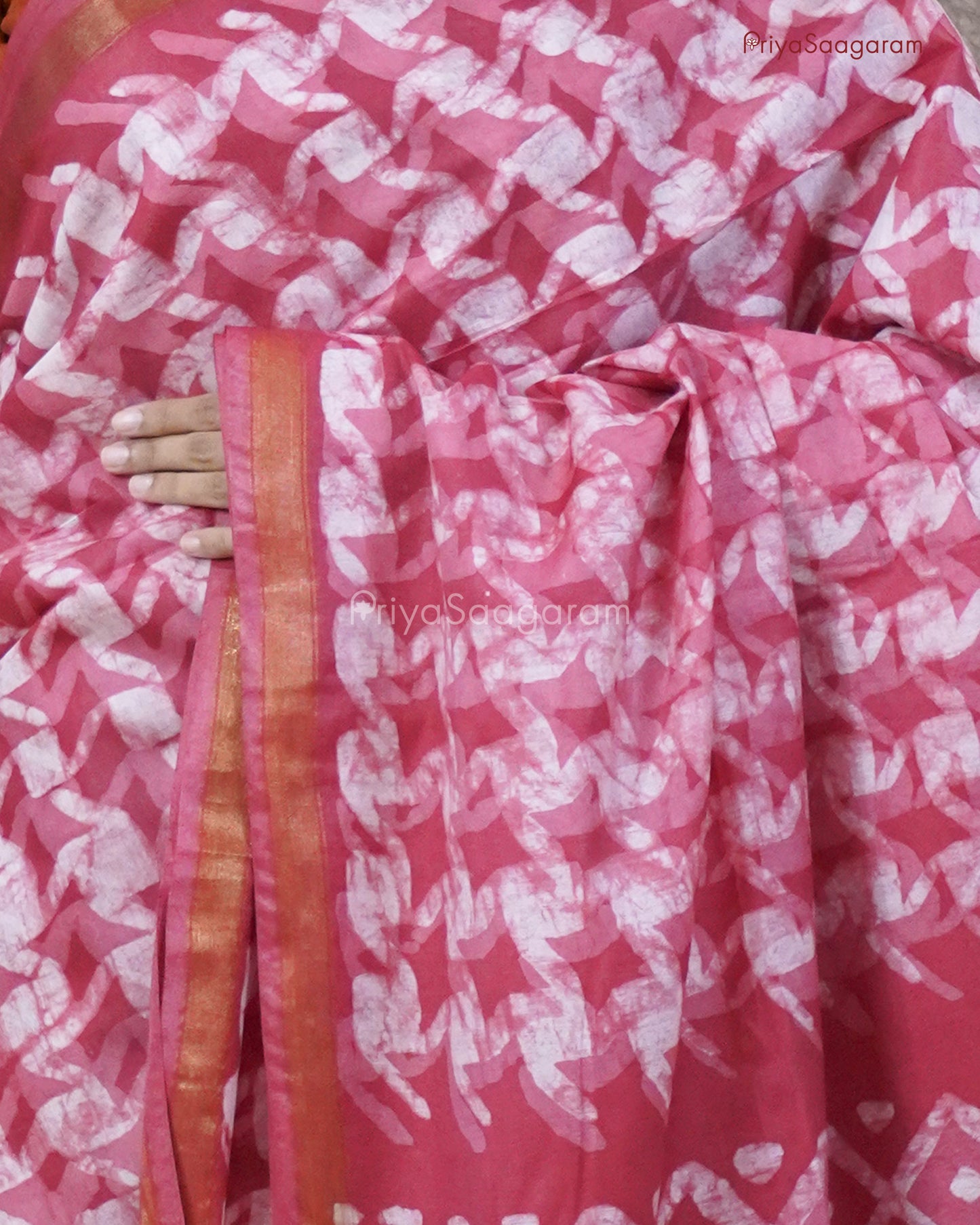 Red Batik Summer Cotton - PC2921