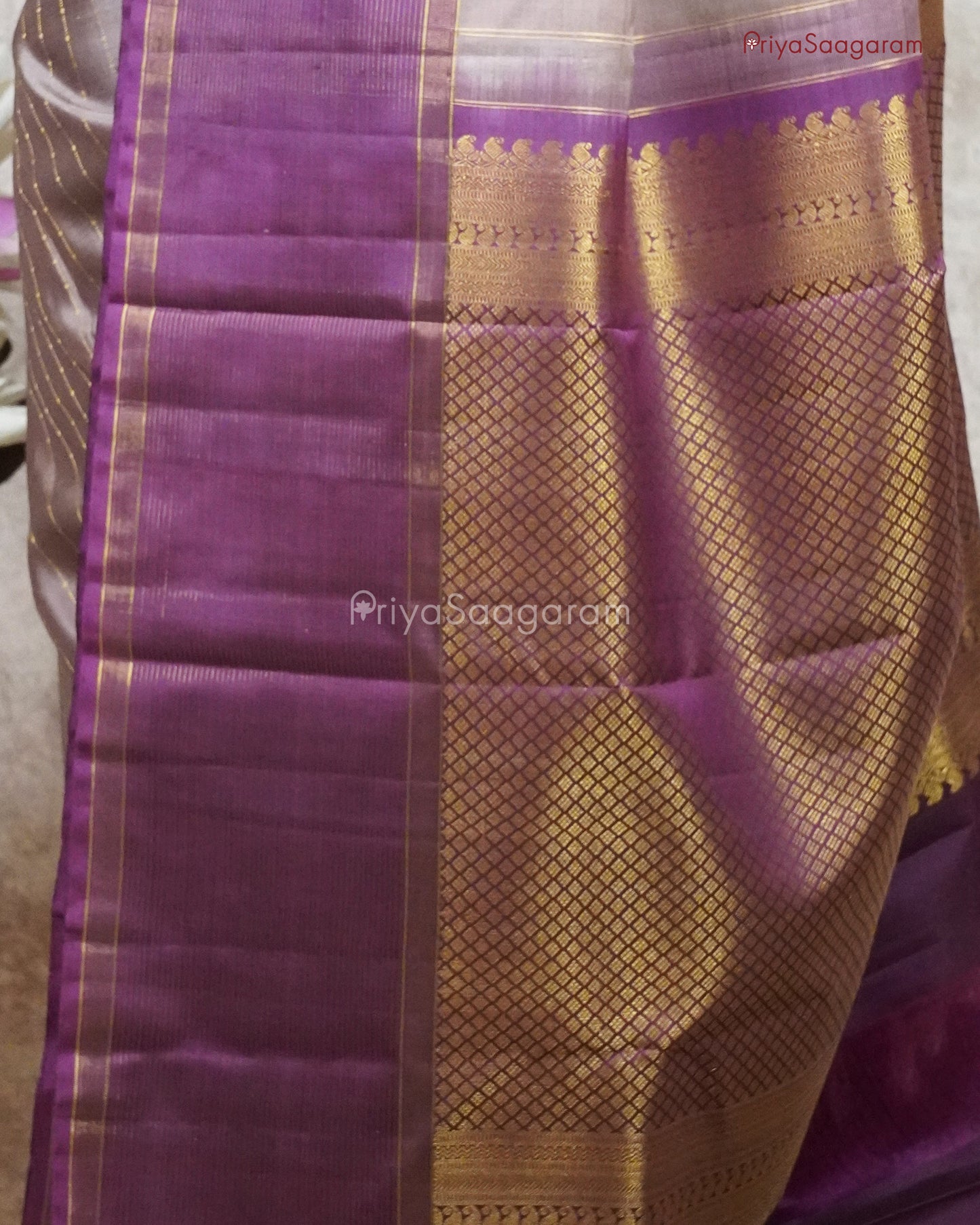 Wenge Brown Kanchipuram - L12351