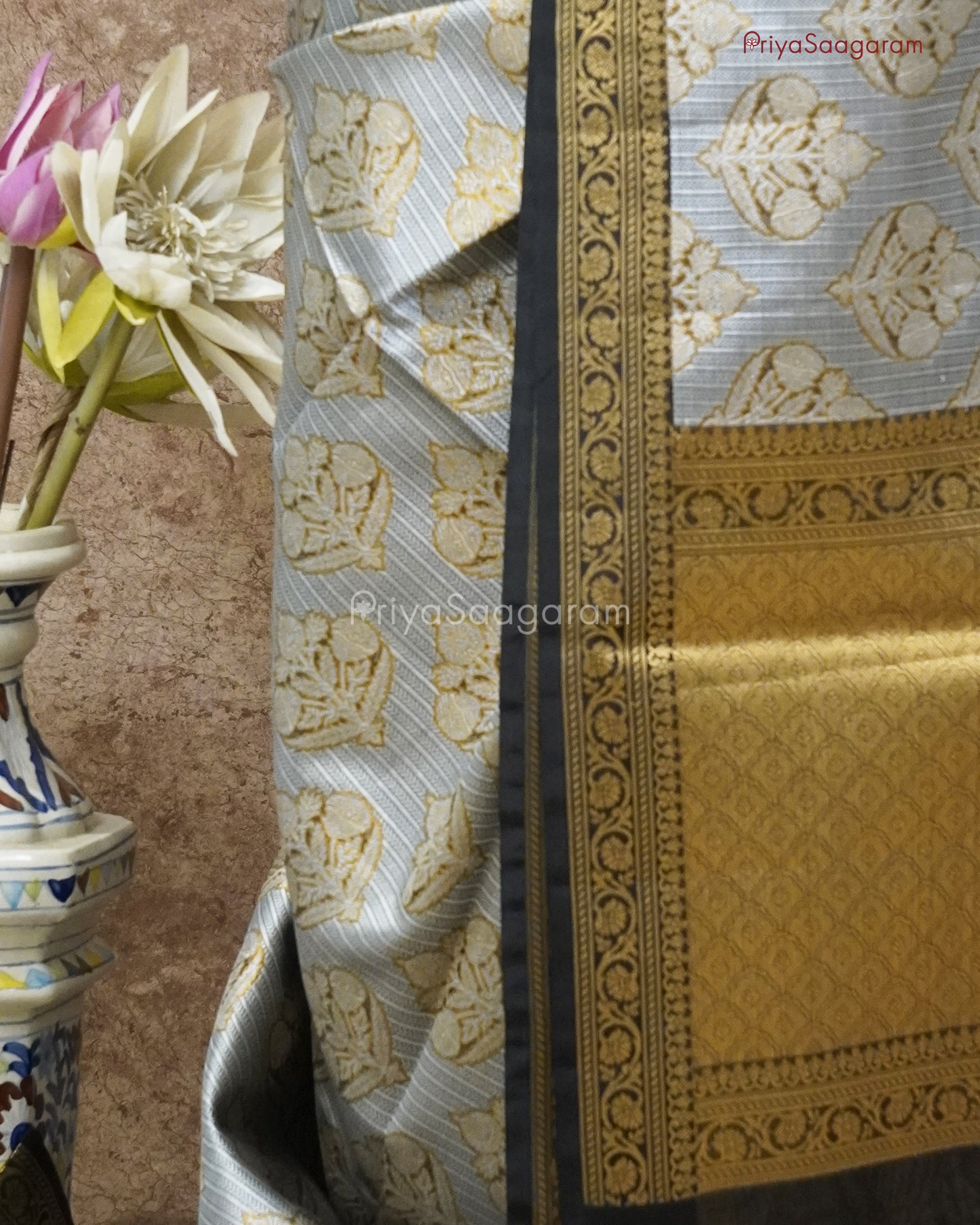 Golden Black Muslin Silk - PD30