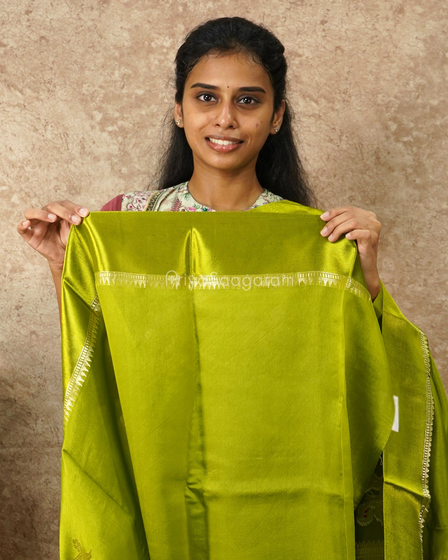 Sheen Green Chiniya Silk - PD4561